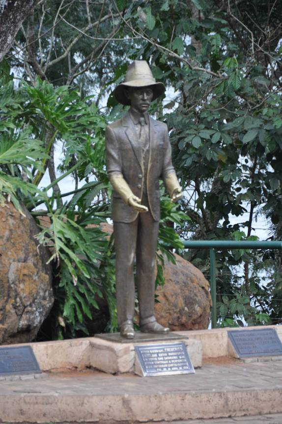 Santos Dumont, um dos idealizadores do P.N do Iguaçu (Foz do Iguaçu - PR)